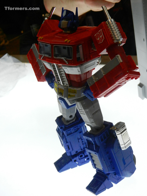 Transformers Masterpiece Optimus Prime  (93 of 134)